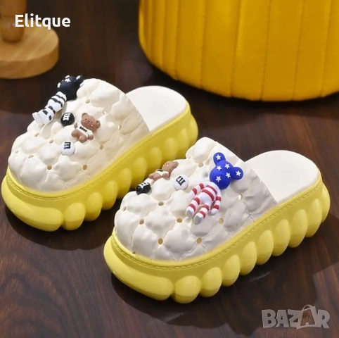 Леки и удобни затворени дамски високи чехли с декоративни елементи, снимка 2 - Чехли - 52879806