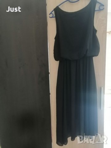 Дамска черна рокля , снимка 2 - Рокли - 37059378
