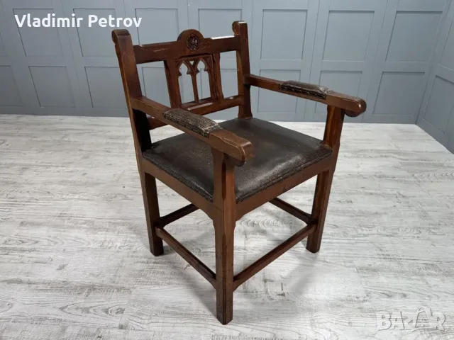 Готически стол масив В004