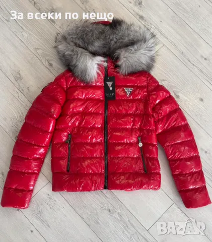 Guess Дамско Червено Зимно Яке С Естествен Косъм От Лисица На Качулката Код D1887, снимка 1