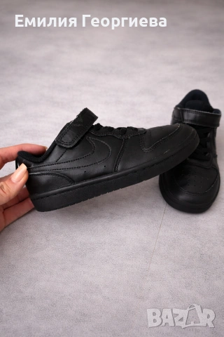 Детски маратонки Nike 30 номер , снимка 3 - Детски маратонки - 53939329