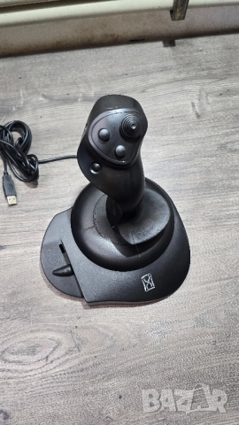 Джойстик за компютър USB