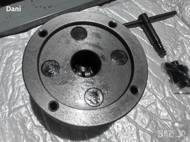 4-челюстен универсал 125мм., снимка 3 - Стругове - 54131090