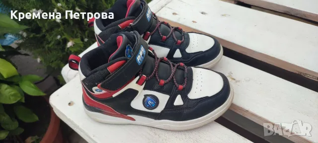 Кецове APG Runners 35 номер Анди студио, снимка 2 - Детски маратонки - 56446220