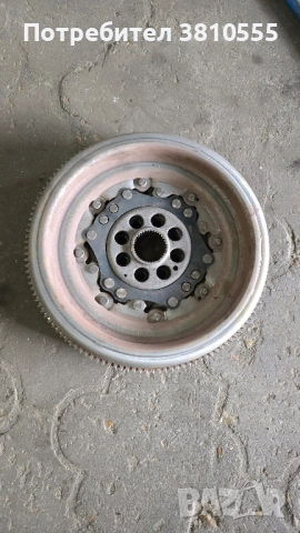 Демпферен маховик 04L105266D за Passat B8/Skoda Superb 2.0 tdi