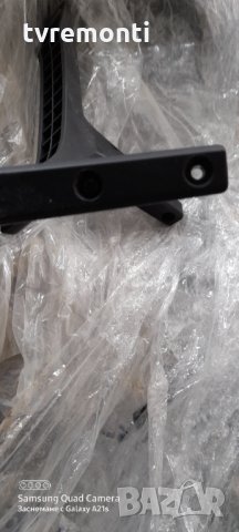 TV стойка  за телевизор Skyworth 40E3000, снимка 2 - Стойки, 3D очила, аксесоари - 31103388