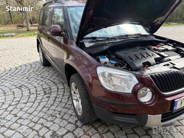 Skoda Yeti , снимка 3 - Автомобили и джипове - 54158536