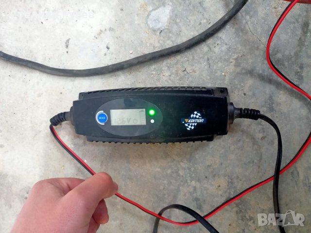 зарядно за акумулатор cpl 2054 battery charger 6 / 12 volt/ стабилизатор - цена 50лв автоматично зар