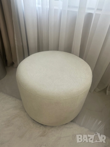 Пуф / табуретка, снимка 2 - Дивани и мека мебел - 51804332
