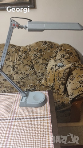 Архитектна лампа. Лед пура.