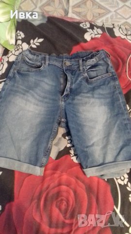 Къси дънкови панталони Н&М, 164 ръст и риза  подарък, снимка 1 - Детски къси панталони - 29529556