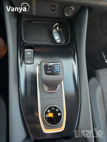 Nissan Qashqai , снимка 15 - Автомобили и джипове - 54031616