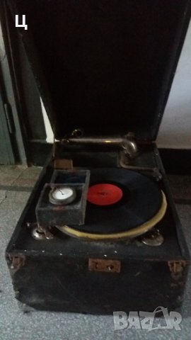 Ретро грамофон с пружина и манивела, снимка 2 - Антикварни и старинни предмети - 29928765