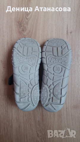 Сини гуменки LC Waikiki, сиви пантофи Viggami, тъмносини пантофи 30 номер и плюшени пантофи 34 номер, снимка 10 - Детски пантофи - 36429813