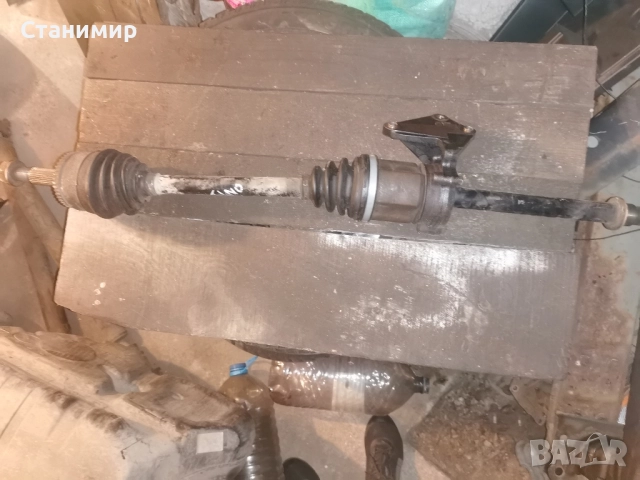 Дясна полуоска Нисан Алмера Тино 2.2 дизел 114 коня