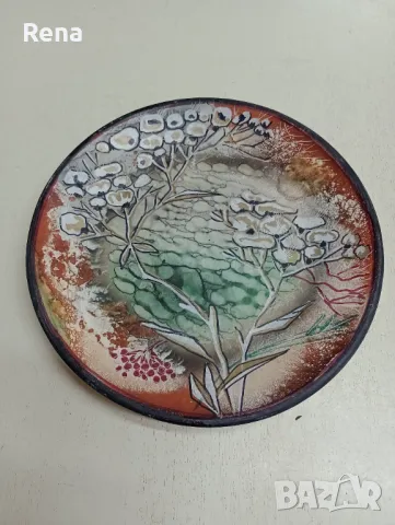 Чиния за стена (пано)