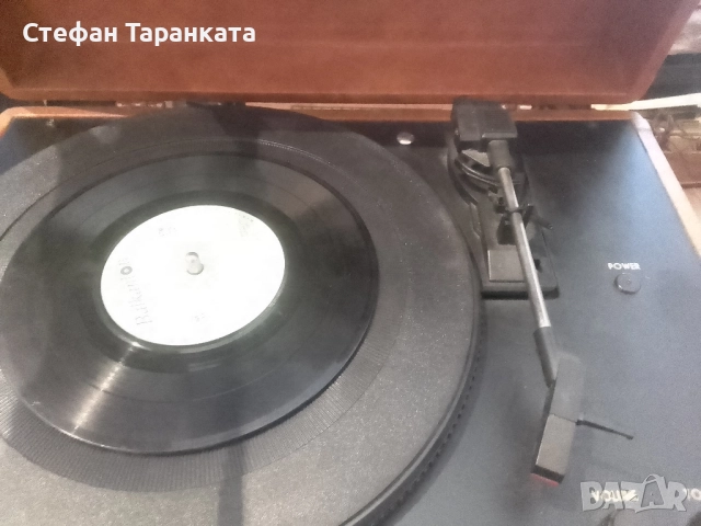 Грамофон със усилвател и вградени говорители във куфар., снимка 4 - Грамофони - 52315327