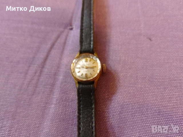 Марков дамски швейцарски часовник работещ винтидж 60 г.Creation 17 rubis incabloc plaque G10, снимка 8 - Дамски - 53961552
