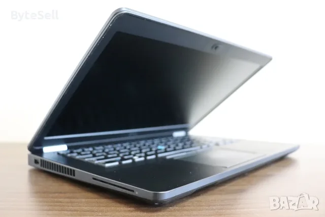 Dell Latitude E5470 / i7-6820HQ / 8GB / 256GB NVMe / Отличен, снимка 4 - Лаптопи за работа - 55971556