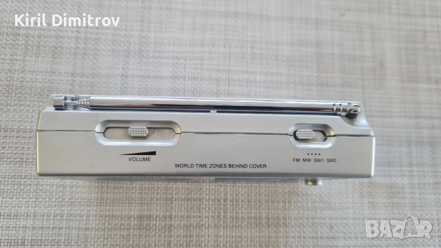 Grundig Yaht Boy 2000 - FM/MW/SW2 цифрово компактно радио, снимка 4 - Радиокасетофони, транзистори - 52732778