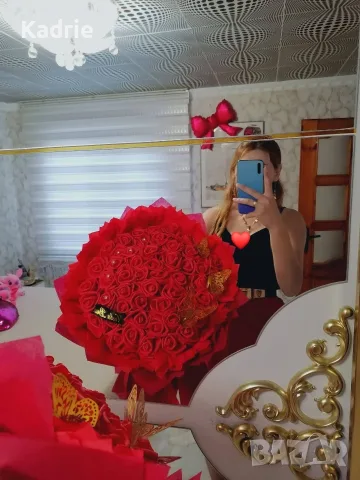 вечен букет от 51 рози 🌹, снимка 4 - Подаръци за жени - 55729276