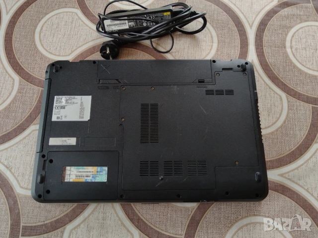 Лаптоп Fujitsu LifeBook A512, снимка 3 - Лаптопи за дома - 54278232
