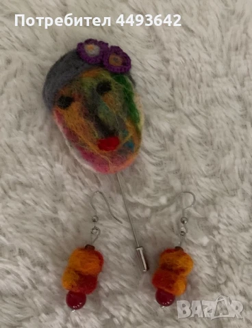 Брошки, обеци от филц, снимка 18 - Други - 50555675