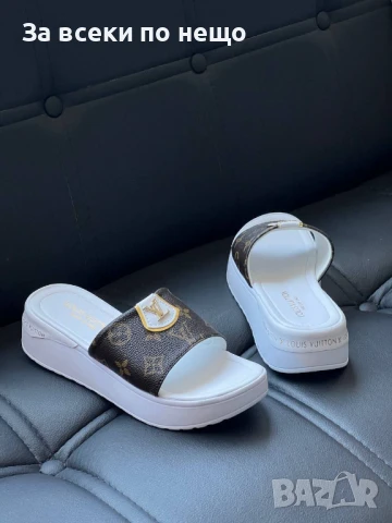 Louis Vuitton Дамски Чехли Луис Витон Код E447, снимка 3 - Чехли - 50503223