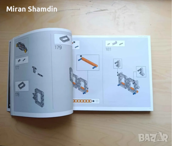 LEGO Technic 42056 Porsche 911 GT3 RS – 100% пълен, с кутия и книжка, снимка 9 - Колекции - 54011539