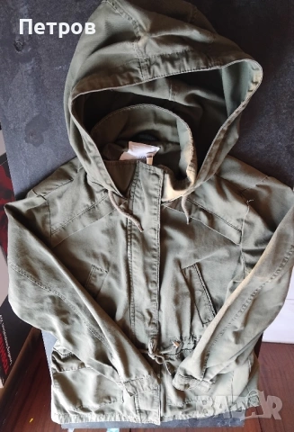 Маслиненозелена парка с качулка Terranova - М, снимка 2 - Други - 53147259