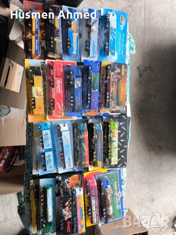 1:87 мащаб камиончета , снимка 2 - Колекции - 53952594