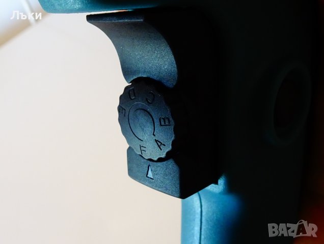 Ударна бормашина Wesco с лагер 1000W,дрелка. , снимка 4 - Бормашини - 38243204