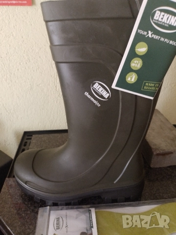 Термоботуши номер 44 нови , снимка 4 - Маратонки - 52136998