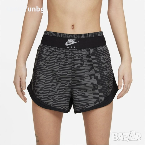 Дамски спортни къси панталонки Nike Air Tempo Shorts, снимка 6 - Къси панталони и бермуди - 53875769