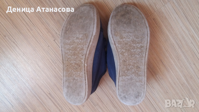 Сини гуменки LC Waikiki, сиви пантофи Viggami, тъмносини пантофи 30 номер и плюшени пантофи 34 номер, снимка 14 - Детски пантофи - 36429813