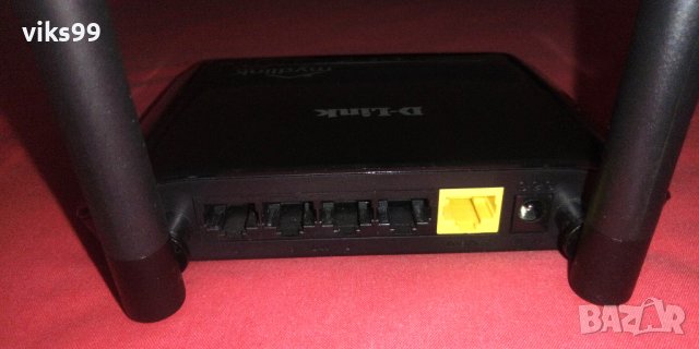 WiFi Рутер D-Link DIR-605L 300 Mbps, снимка 4 - Рутери - 44395452