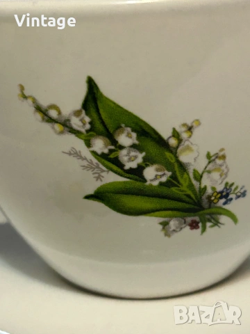 Красив белоснежен порцеланов сервиз с момини сълзи , снимка 10 - Сервизи - 53988972