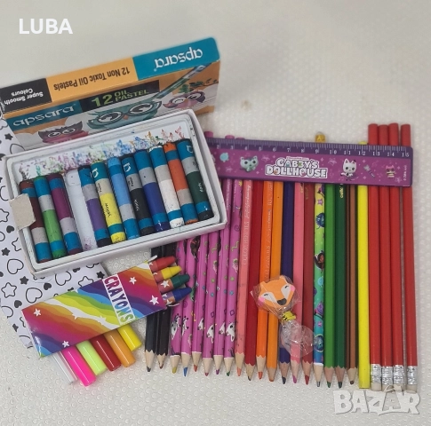 сет от цветни моливи ,и др