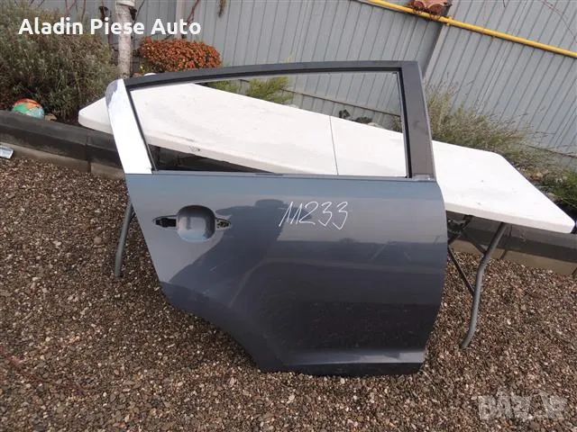 Задна дясна врата Kia Sportage година 2010 2011 2012 2013 2014 2015г , снимка 6 - Аксесоари и консумативи - 50427935