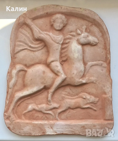 Оброчна стела на Тракийски конник – Херос (копие)