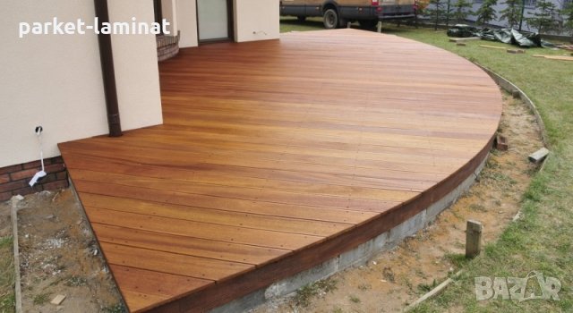 Монтажи на подови настилки, ламперии, стълби, подиуми и т.н.