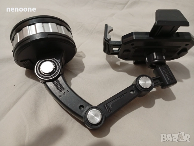 Автомобилен вакуум държач за телефон, снимка 4 - Аксесоари и консумативи - 52501163