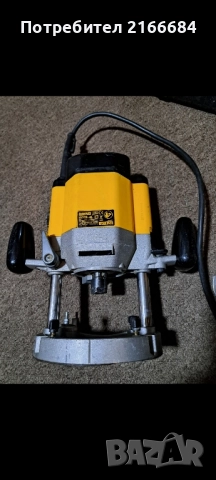 Оберфреза Dewalt DW625E-2000w, снимка 3 - Други инструменти - 52269339
