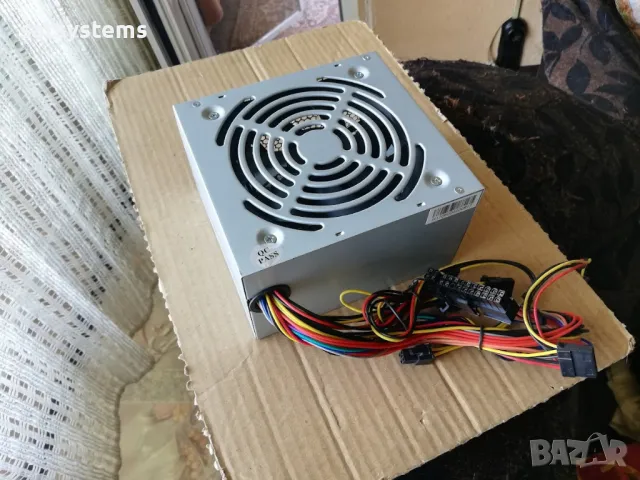 Компютърно захранване 450W Delux ATX-450W P4 120mm FAN , снимка 11 - Захранвания и кутии - 47977038