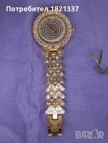 Дамски часовник с гривна , снимка 3 - Бижутерийни комплекти - 53132897