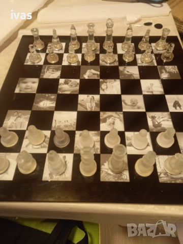 Стъклен шах с фото борд, снимка 2 - Шах и табла - 53140080