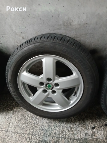 Лети джанти с гуми 15цола 5×100 57.1 шкода оем нови, снимка 5 - Гуми и джанти - 51922957