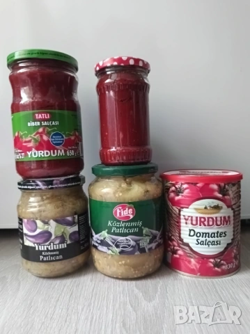 Турски зимнини доматено пюре,пиперково пюре,патладжан и лютеница
