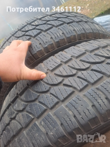 продавам 2 гуми с голям грайфер 235/65/16 C, снимка 3 - Гуми и джанти - 52787952