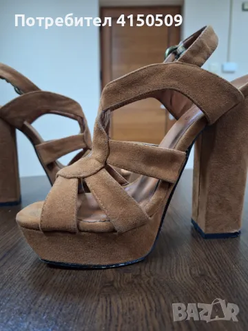 Сандали с висок ток